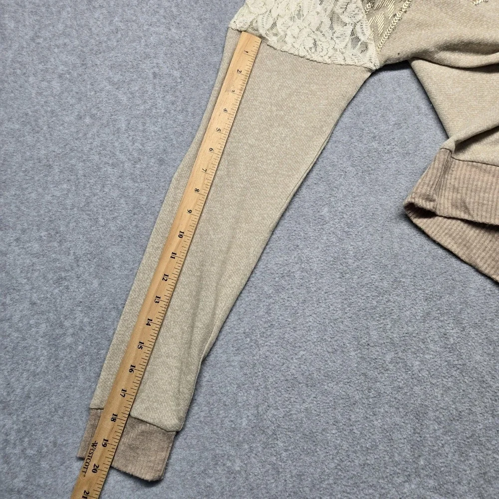 Miss Me Sweater Womens‎ Large Beige Lace Sequin Geometric Raglan Pullover Knit